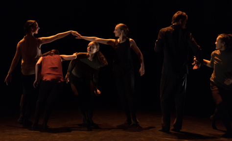 A scene from "be" by Sophie Mueller-Langer and Dex Van Ter Meij. Photo by Chris Wong