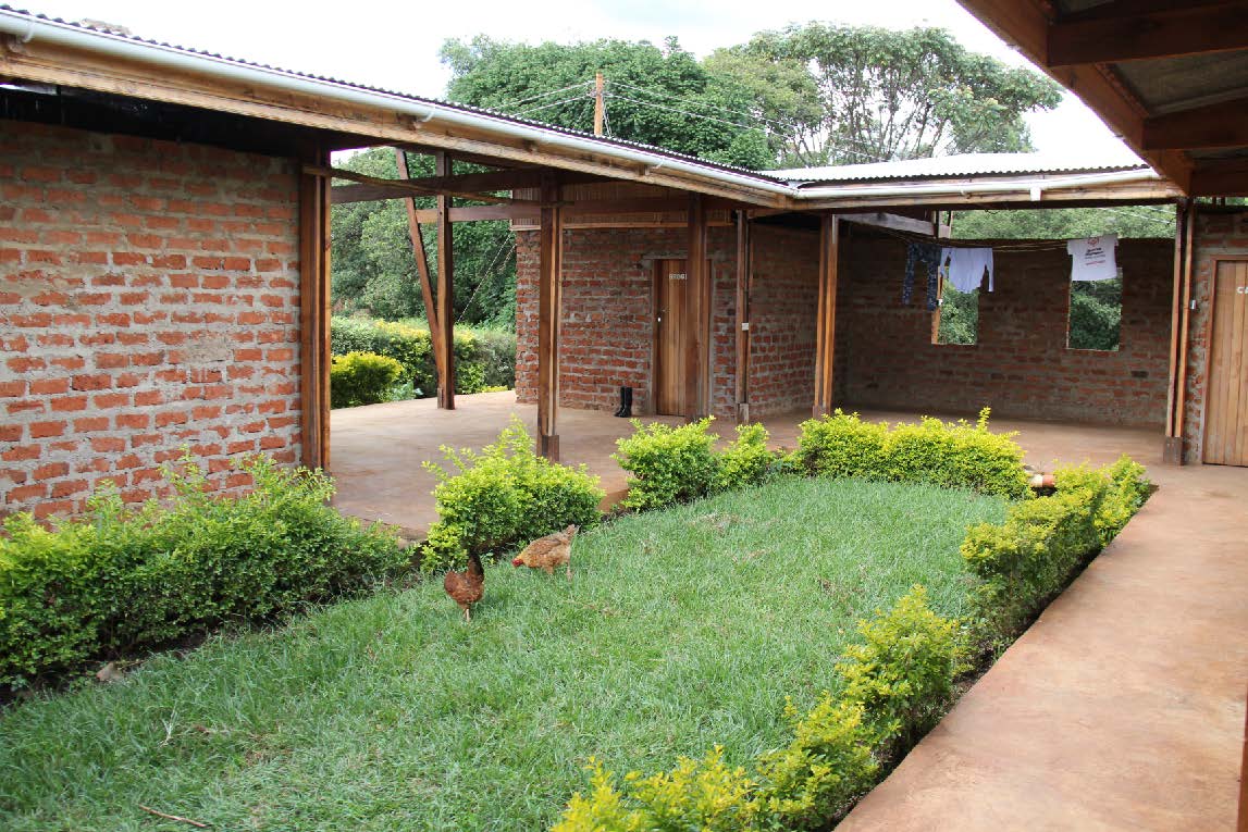 Kenya Runners Lodge, Anne Sewell