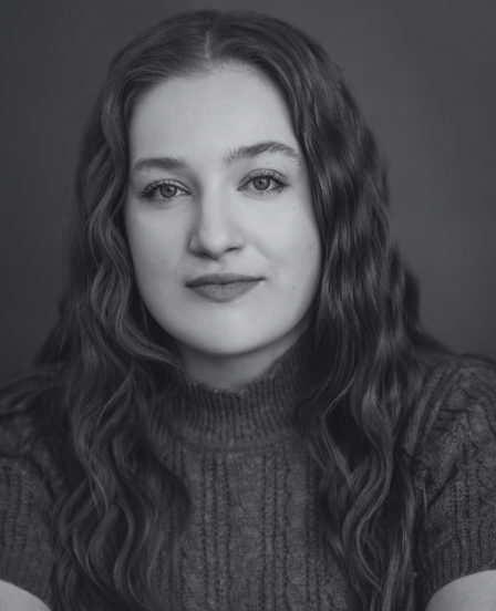 Julia McLean Headshot